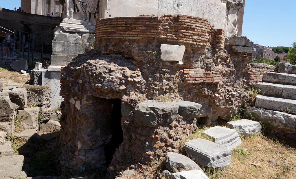 Umbilicus urbis Romae, Forum, Roma | The Umbilicus Urbis Rom | Flickr