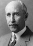 https://upload.wikimedia.org/wikipedia/commons/thumb/5/53/Orville_Wright-1928.jpg/110px-Orville_Wright-1928.jpg