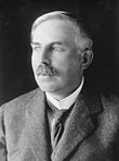 https://upload.wikimedia.org/wikipedia/commons/thumb/6/6e/Ernest_Rutherford_LOC.jpg/110px-Ernest_Rutherford_LOC.jpg