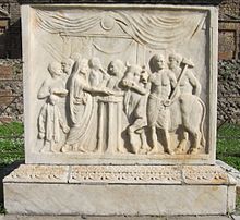 https://upload.wikimedia.org/wikipedia/commons/thumb/9/9b/Pompeii_Temple_of_Vespasian_altar_close-up.jpg/220px-Pompeii_Temple_of_Vespasian_altar_close-up.jpg