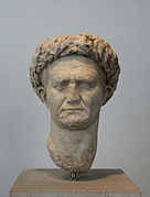 https://upload.wikimedia.org/wikipedia/commons/thumb/6/66/Head_of_Vespasianus_in_Palazzo_Massimo_%28Rome%29.jpg/136px-Head_of_Vespasianus_in_Palazzo_Massimo_%28Rome%29.jpg
