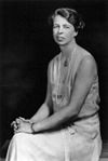 https://upload.wikimedia.org/wikipedia/commons/thumb/f/fc/Eleanor_Roosevelt_cph.3b16000.jpg/100px-Eleanor_Roosevelt_cph.3b16000.jpg