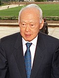 https://upload.wikimedia.org/wikipedia/commons/thumb/0/0f/Lee_Kuan_Yew.jpg/120px-Lee_Kuan_Yew.jpg